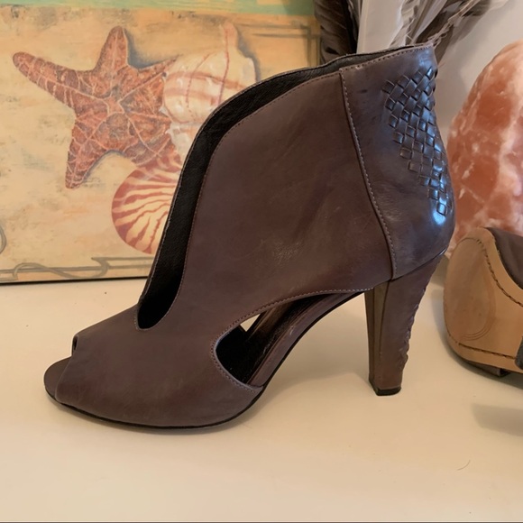 Elliott Lucas brown leather Allesandra woven open toe shoes - Picture 3 of 7